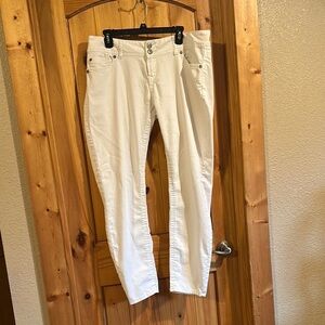 White Wallflower Jeans